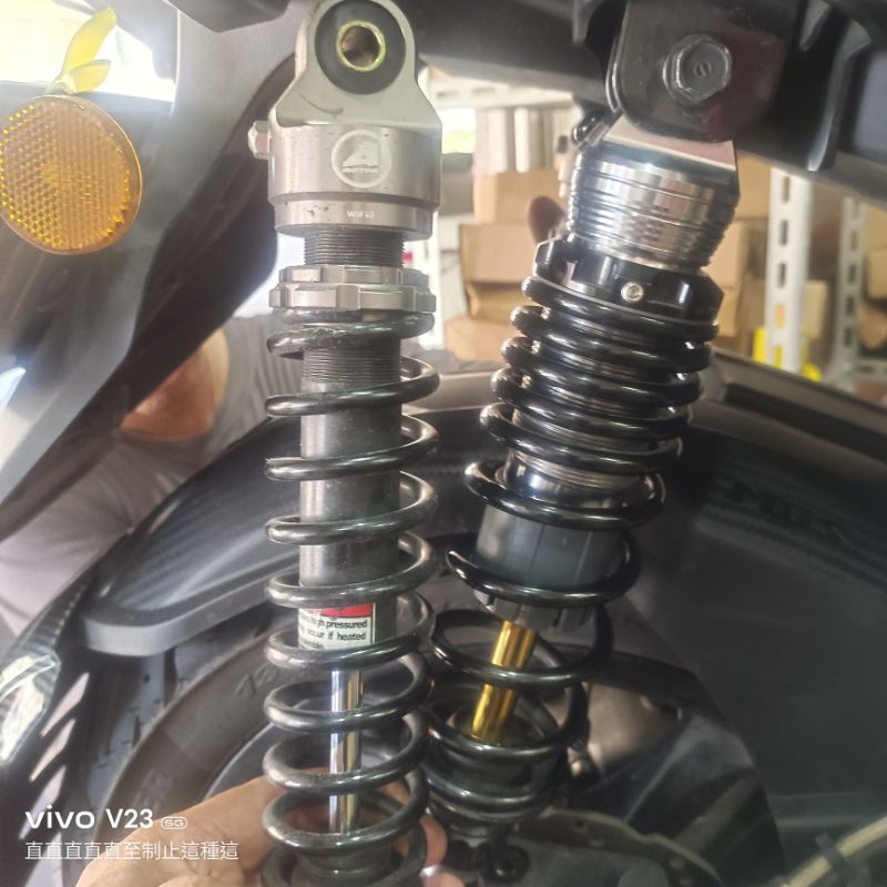宏佳騰STR250及300cc車用改裝避震器