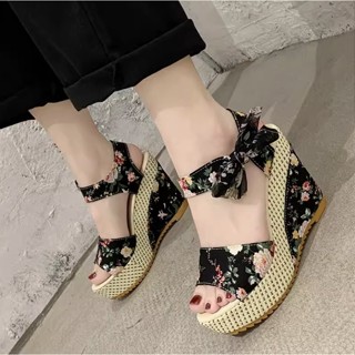 預購款~蝴蝶結花面涼鞋女款夏季全新露趾女鞋坡跟韓版厚底防水臺羅馬鞋---3色35~40