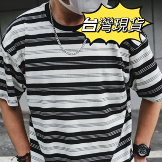 美式短袖 條紋T恤 條紋短袖 衣著 男條紋上衣 男條紋 條紋 條紋上衣 條紋t 美式 高街 老墨風格 嘻哈穿搭 上衣