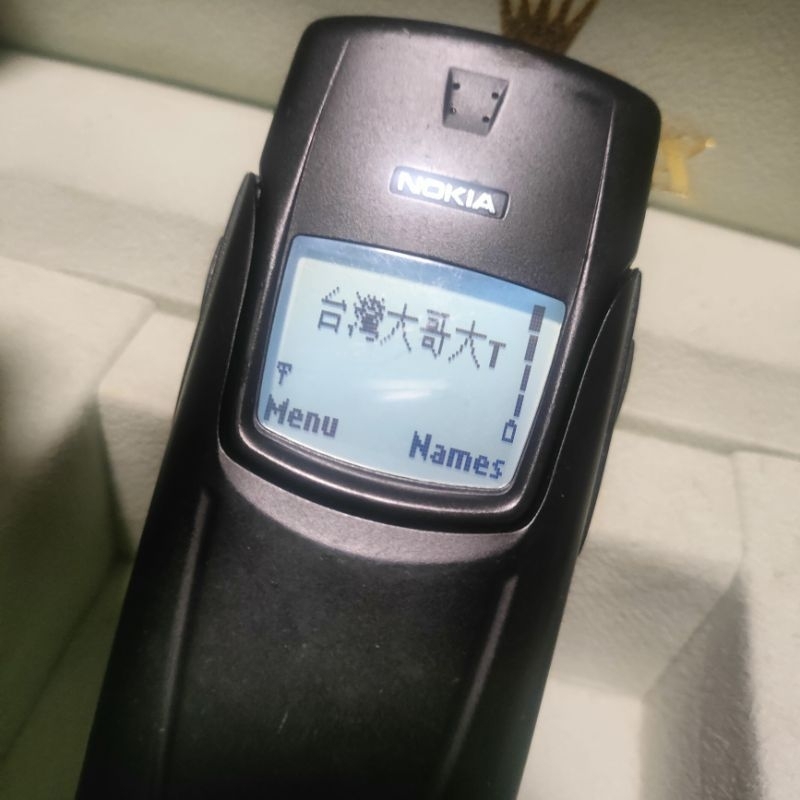 古董手機 nokia 8910 旗艦機王 鈦金屬機身 滑蓋設計 芬蘭製造