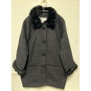 日本E hyphen world gallery兔毛領.袖口黑色大衣/外套