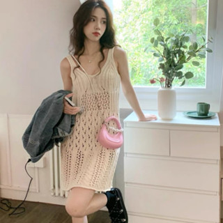 胖胖美依 針織衫 洋裝 洋氣鏤空冰絲針織連身裙夏季疊穿設計感小眾吊帶短裙薄1F022-1996.