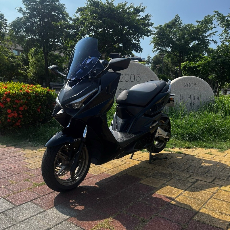 《台南二手機車》 2021 光陽 KRV 180 TCS #7605 #免費試乘/二手機車/流行車款/實體門市