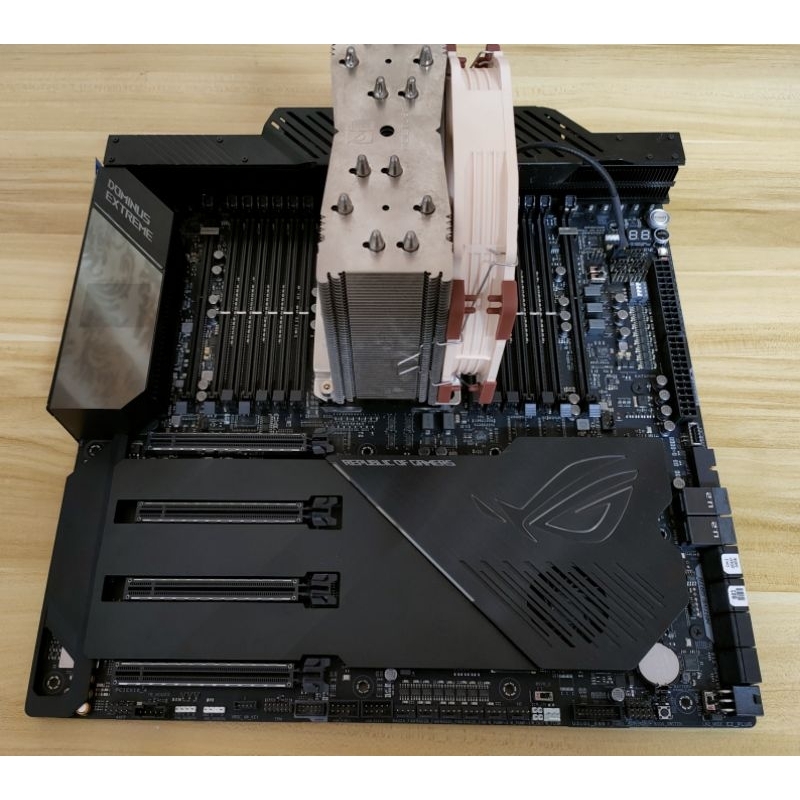 rog dominus extreme c621 + Xeon w-3175x