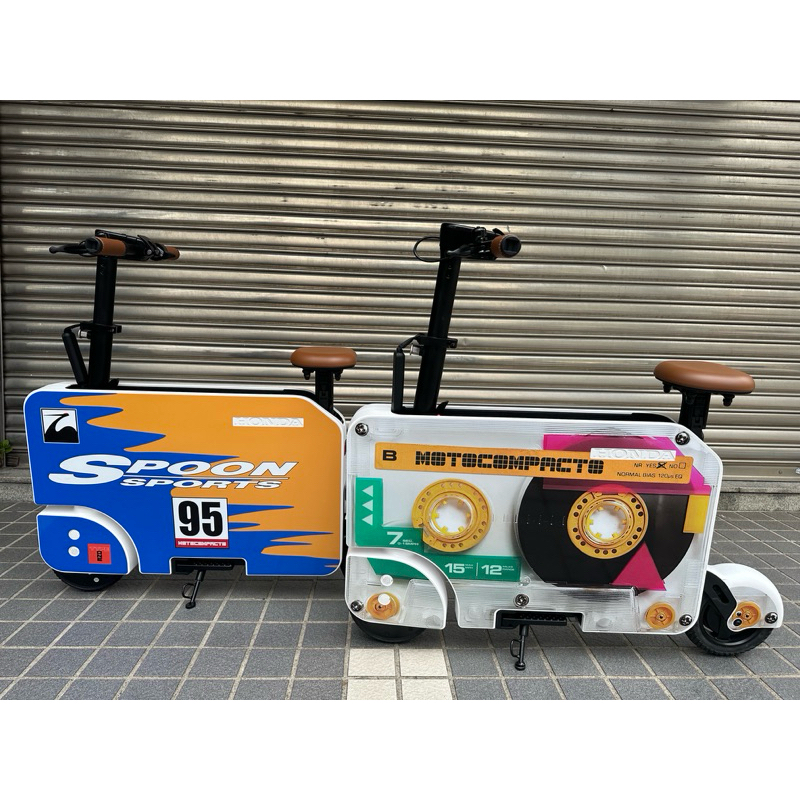 外帶車 Honda motocompacto 超可愛的電動自行車 現貨在台 最後一哩路 四加二的旅程 鋼琴車 行李箱車