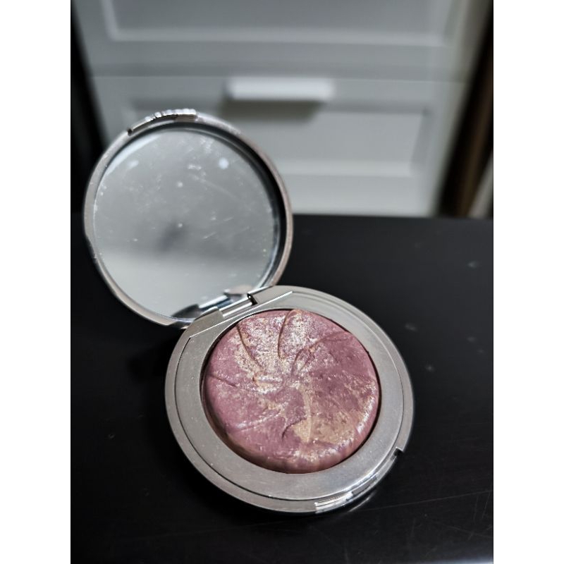 Ciate London Glow-to Illuminating Blush In Too Deep 腮紅