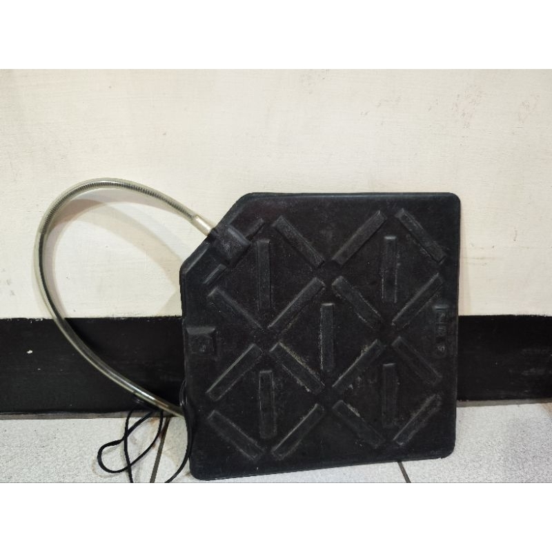 二手~加熱墊 保溫墊 保溫板 ~ 爬蟲 陸龜 蜥蜴，硬式保溫板~