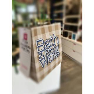 現貨 ✨Bath & Body Works✨ 香氛乳木果柔膚護手霜系列🫰 29ml BBW