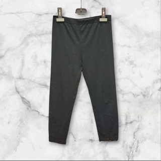 UNIQLO極黑底部蕾絲設計八分內搭褲A1