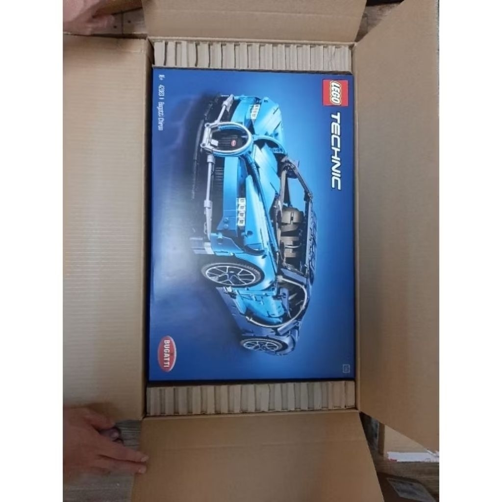 前鎮9500 LEGO 樂高 科技系列 42083 Bugatti Chiron 布加迪 可動 積木 跑車