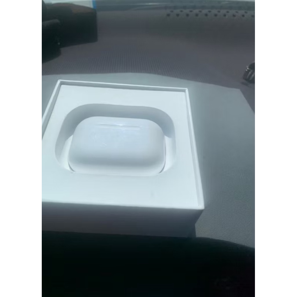 蘋果iphone AirPods Pro 2代！左耳！右耳！充電盒！附線！二手！現貨秒出 🔥畢業禮物 交換禮物
