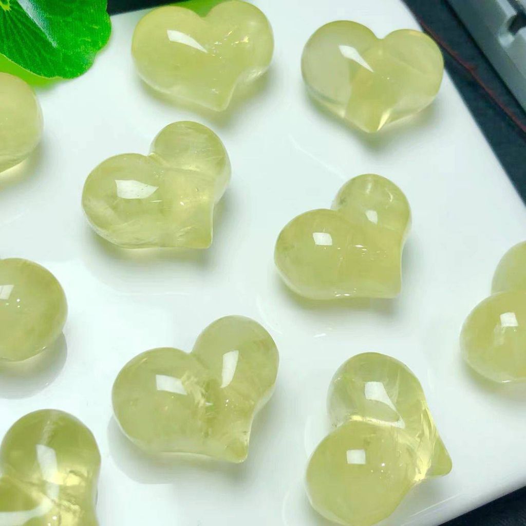 天然水晶愛心屁桃打磨配件 黃水晶愛心 白水晶愛心 紫水晶愛心 粉水晶愛心 草莓晶愛心 彩螢石愛心 銀曜石愛心 水晶 原石