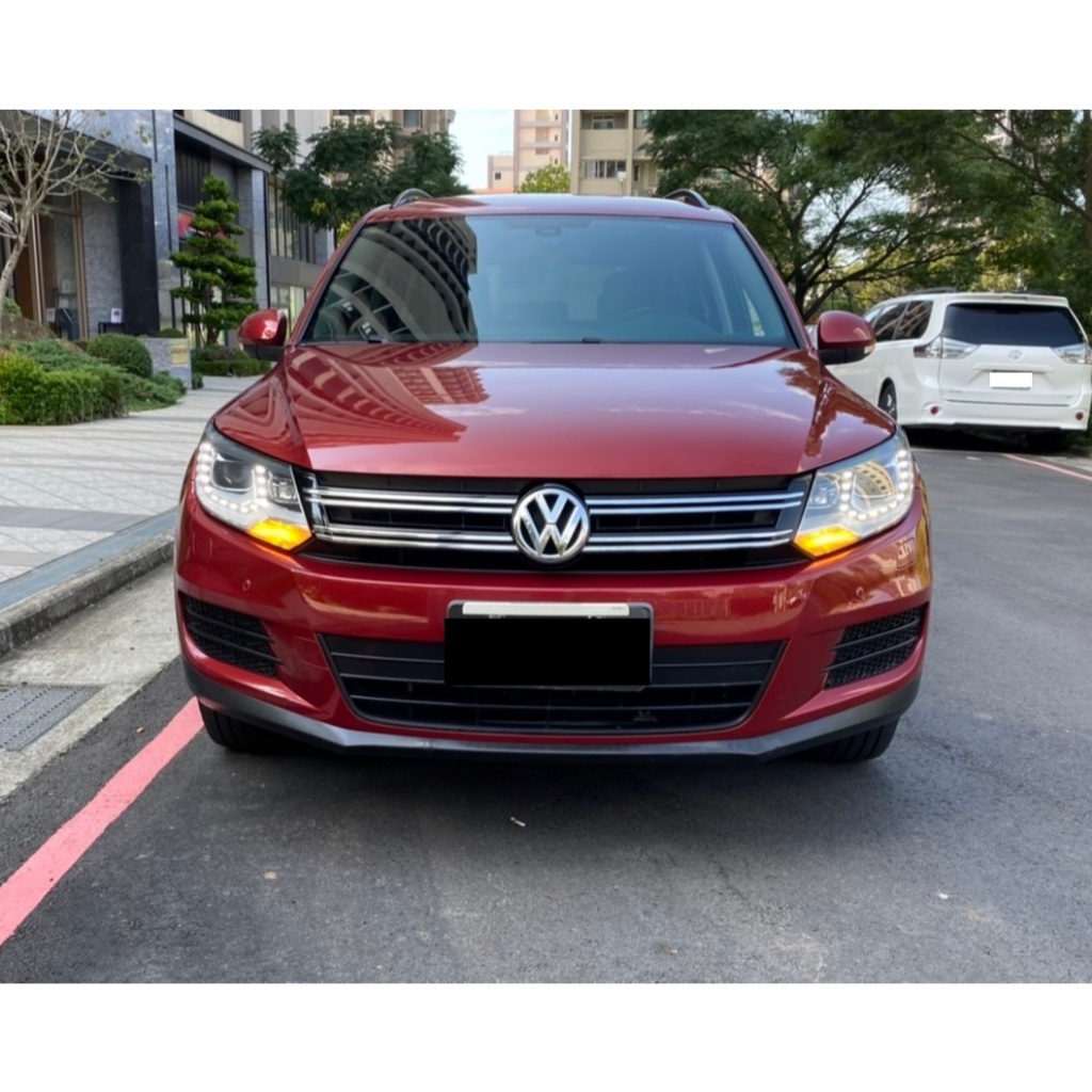 中古車 2013 TIGUAN 福斯 4WD 休旅車 十萬元內 紅色 專賣 二手 自用 國產 進口 掀背 代步 五門