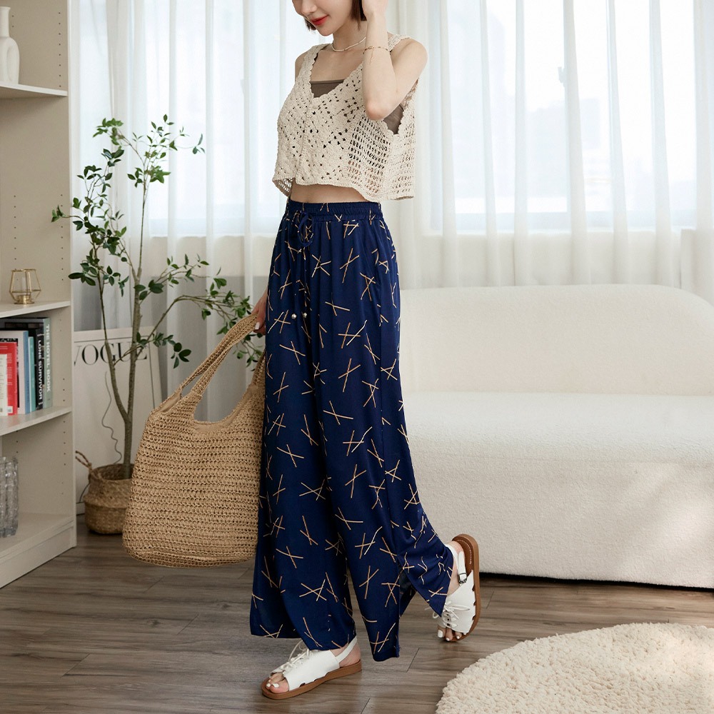 OB嚴選 涼感．冰箱空氣紗印花開衩落地寬褲 《BA6112》大尺碼/女裝/現貨