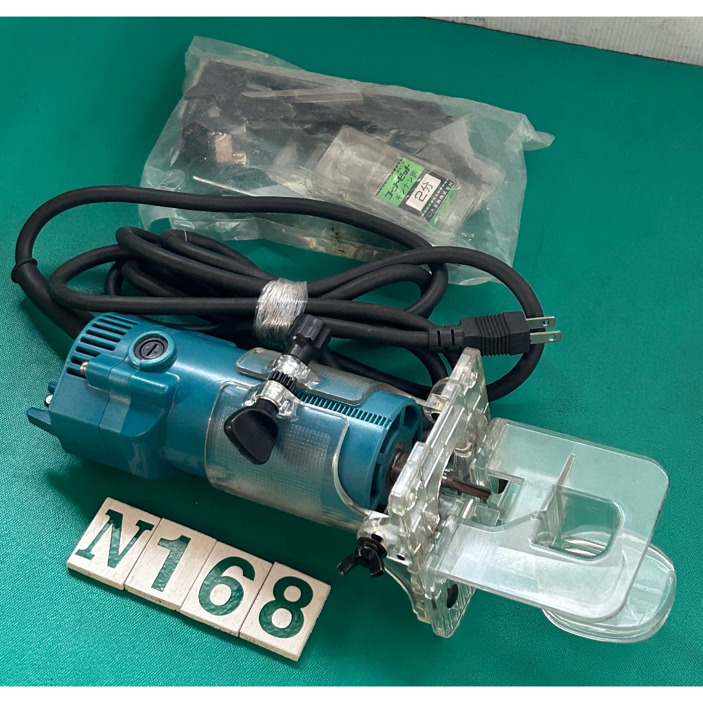 【有中-日本外匯品】牧田 Makita 3704 雕刻機/修邊機 /路達 (狀況少用) {N168}
