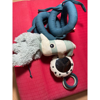 done by deer卷卷多功能安撫玩具，嬰兒床提籃推車（送嬰兒頭帶*3嬰兒玩具見圖六）