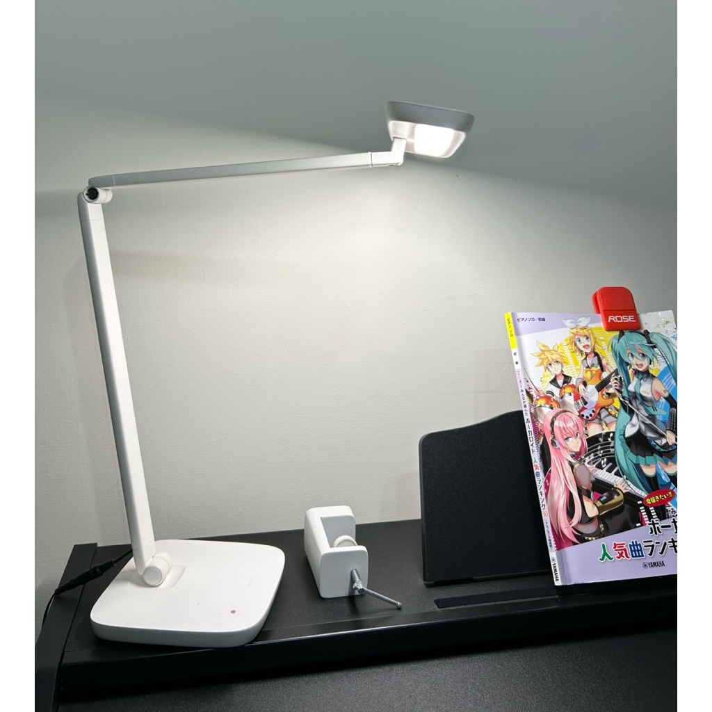 飛利浦 PHILIPS LED護眼檯燈 桌燈 閱讀燈 小夜燈 四段亮度調整 二手 功能正常
