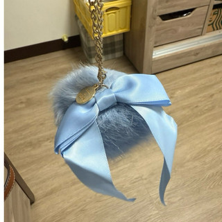 Maison de fleur 蝴蝶結毛球吊飾