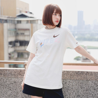 Nike (xs)NSW Tee 春日塗鴉寬鬆小花文字