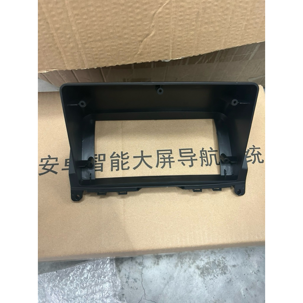 07年-14年 賓士C300 W204安卓框/9吋框