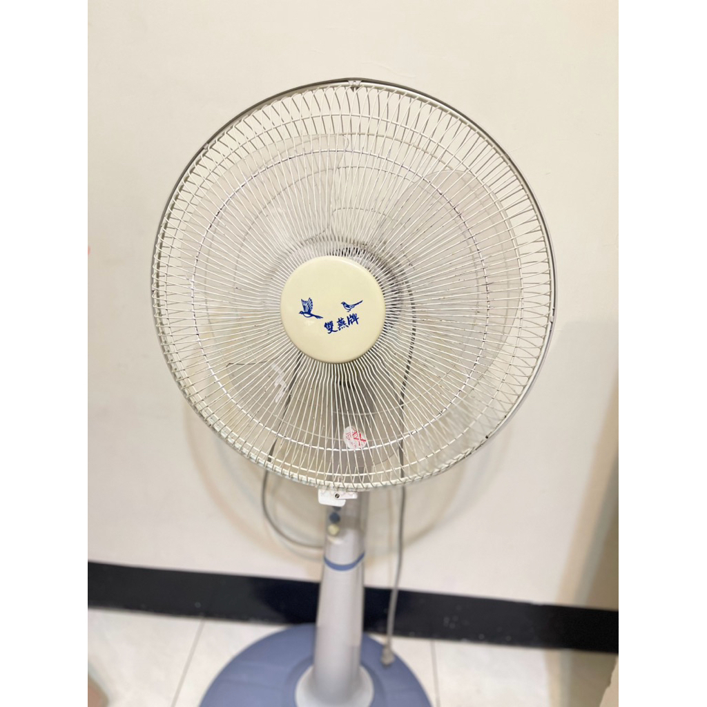 超新 雙燕牌16寸立扇 超靜音  一台399  蝦皮全新一台699 台北信義