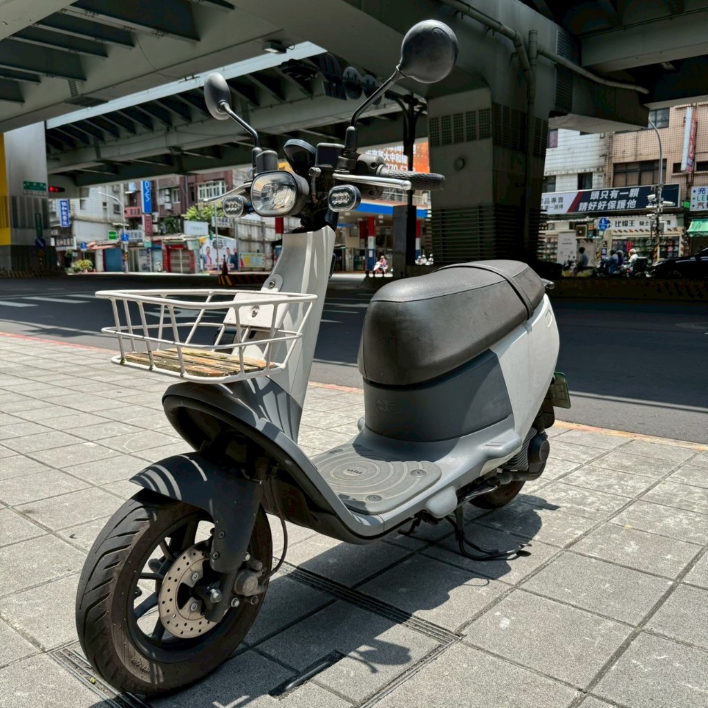 (貳輪嶼二手機車-新北中和店) 2021 GOGORO VIVA KEYLESS #2827