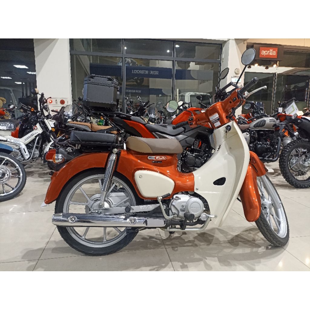 榮立阿舟進口摩托車專賣:2024年日規honda Super cub 110特價