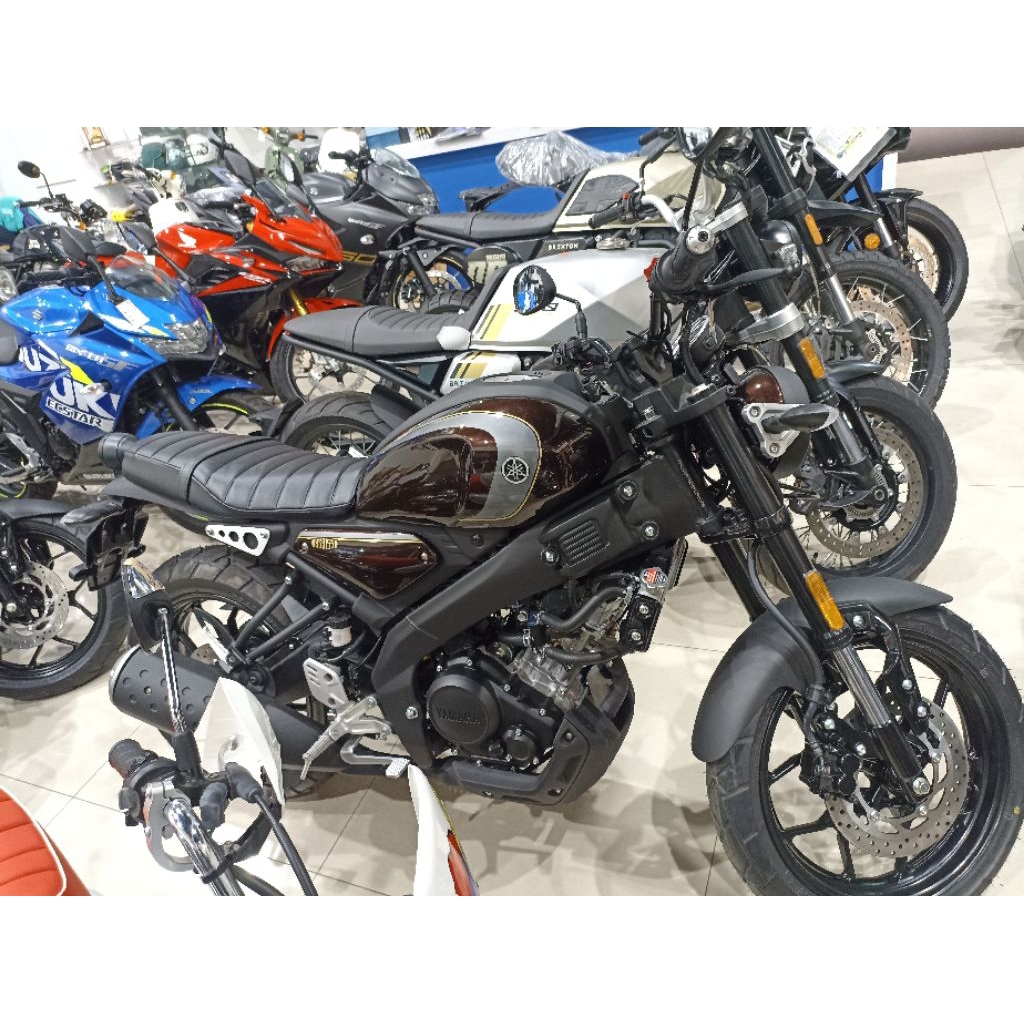 榮立阿舟進口摩托車專賣: 2025年Yamaha XSR155，特價14.3萬