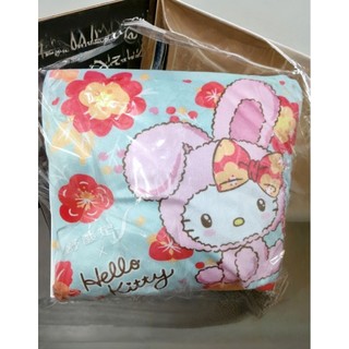 ✨快速出貨✨Hello Kitty二用抱枕毛毯(全新現貨)