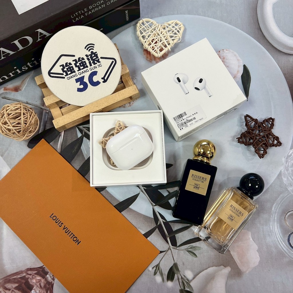 二手 AirPods 3 有線 *PW3L7