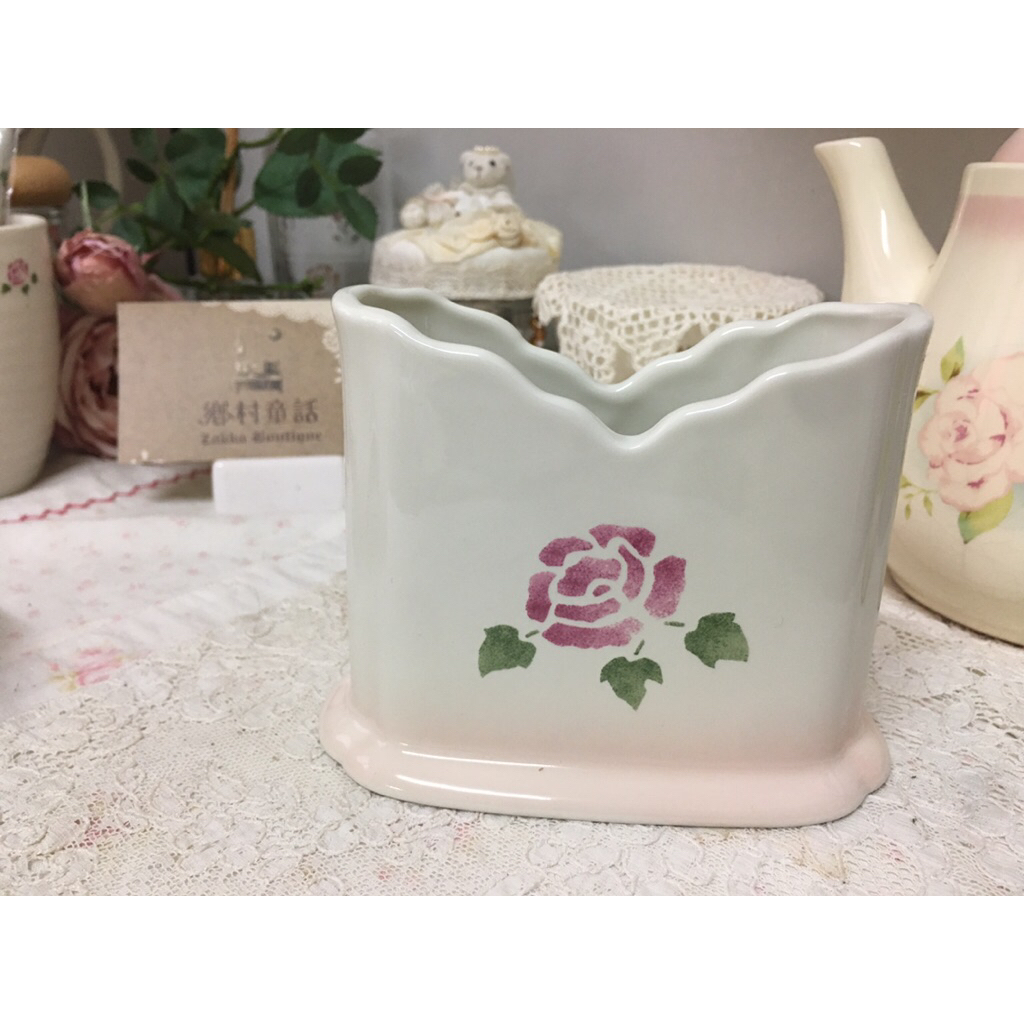 現貨 Many 玫瑰 陶瓷盒 便條盒 筆筒 叉匙收納盒