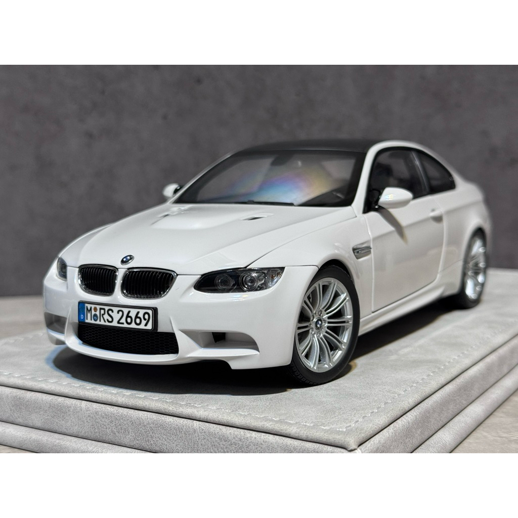 【Kyosho原廠精品無盒】1/18 BMW e92 M3 經典白色 1:18 模型車