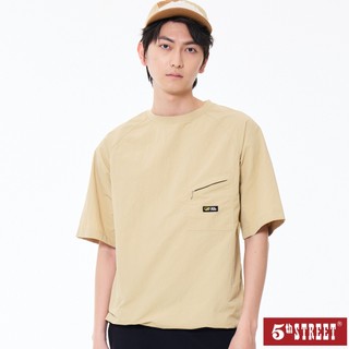 【5th STREET】 中性 短袖 短t 上衣 t恤 TEE 寬版 口袋 卡其 奶茶色 (540139)