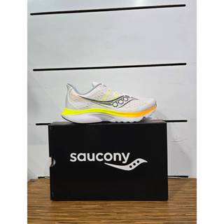 【SAUCONY】KINVARA 16 男款輕量競速跑鞋 SA11020-231白/檸檬黃色