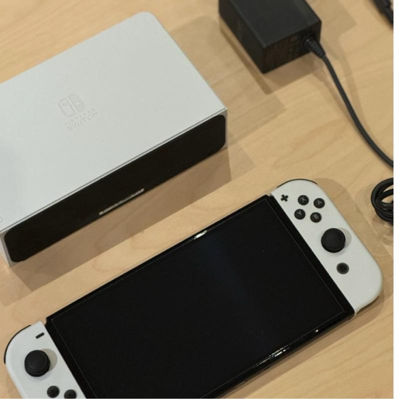 [二手] Nintendo 任天堂 Switch OLED款式 白色 主機