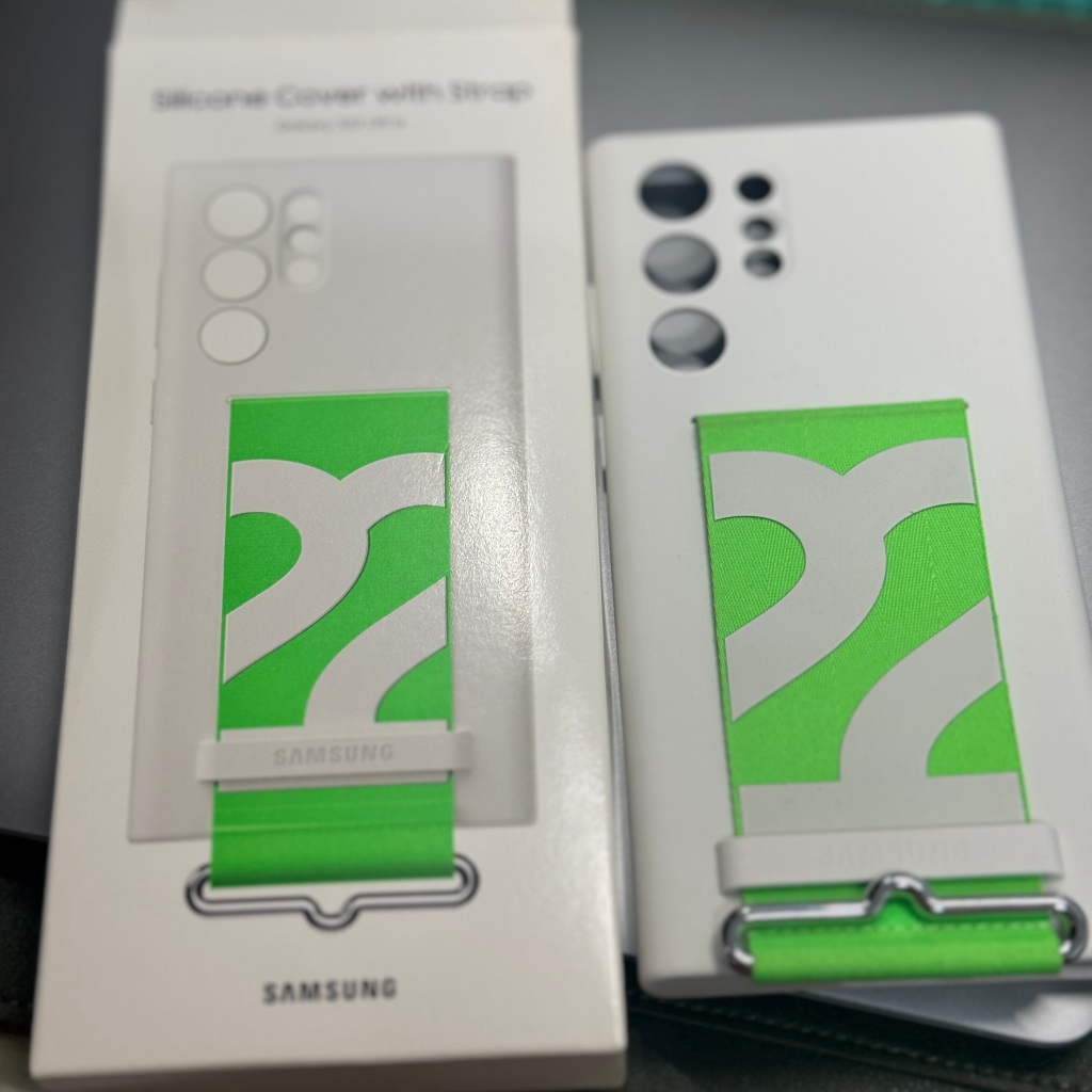 🔥二手 可用免運券🔥 Samsung 三星 原廠 Galaxy S22U S22 Ultra 矽膠 薄型 背蓋 附指環帶