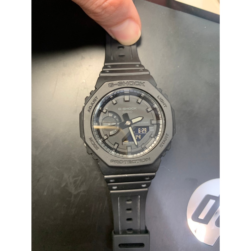 二手CASIO G-SHOCK GA-2100 1A1 全黑 黑針 農家橡樹 八角 雙顯示螢幕