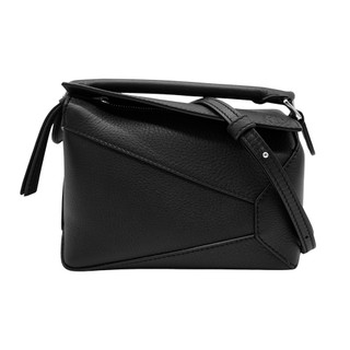 Loewe Mini Puzzle Edge 牛皮銀釦迷你斜背兩用包(黑)