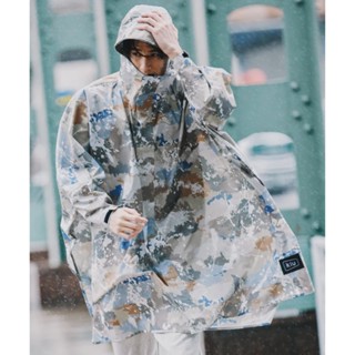 日本 KiU 404-509 噴墨迷彩 第二代 標準成人有袖斗篷雨衣 內側TPU防水膜 耐水壓20000mm H2O