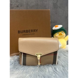 💎Han's house精品服飾💎BURBERRY BABY MACKEN 經典棉麻格紋牛皮翻蓋 信封包 斜背包 肩背包
