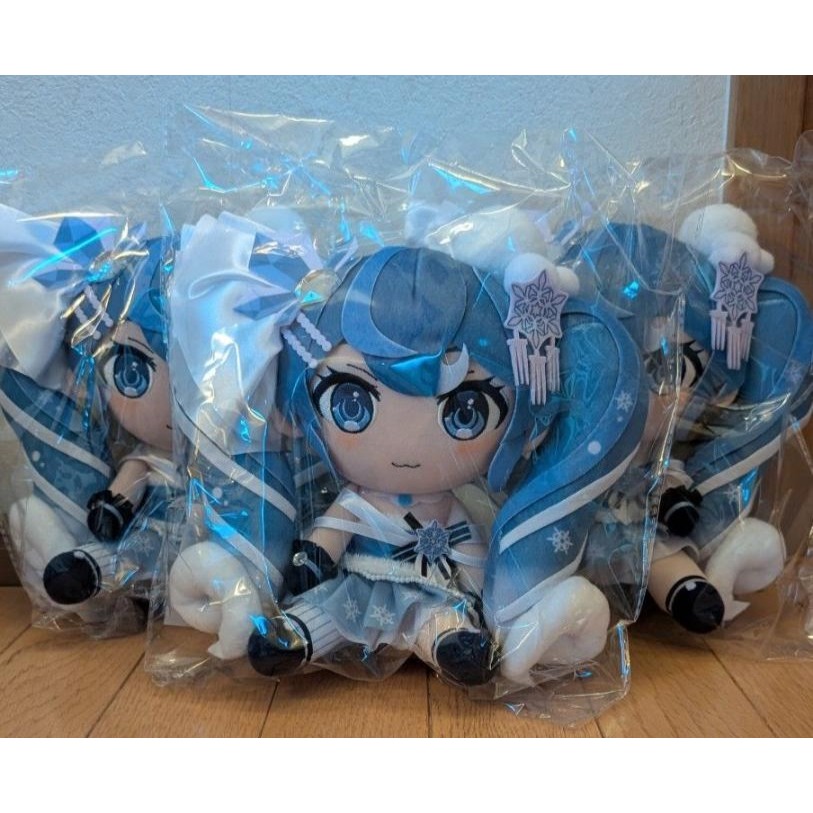 【現貨】日版 Gift 2025 雪未來 雪ミクぬいぐるみ Crystal Snow Ver. 娃娃 初音未來 初音