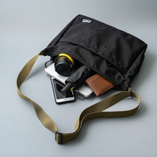 【MOOOSE】日系經典郵差包 斜揹包 側揹包 大容量 防潑水 臺灣製 YKK