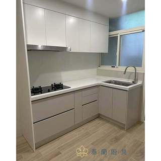 ❤春蘭系統廚具❤ 網路評價NO.1！經營多年好口碑！LG人造石檯面+木心桶身+結晶五面霧面，流理臺完工價$101,030