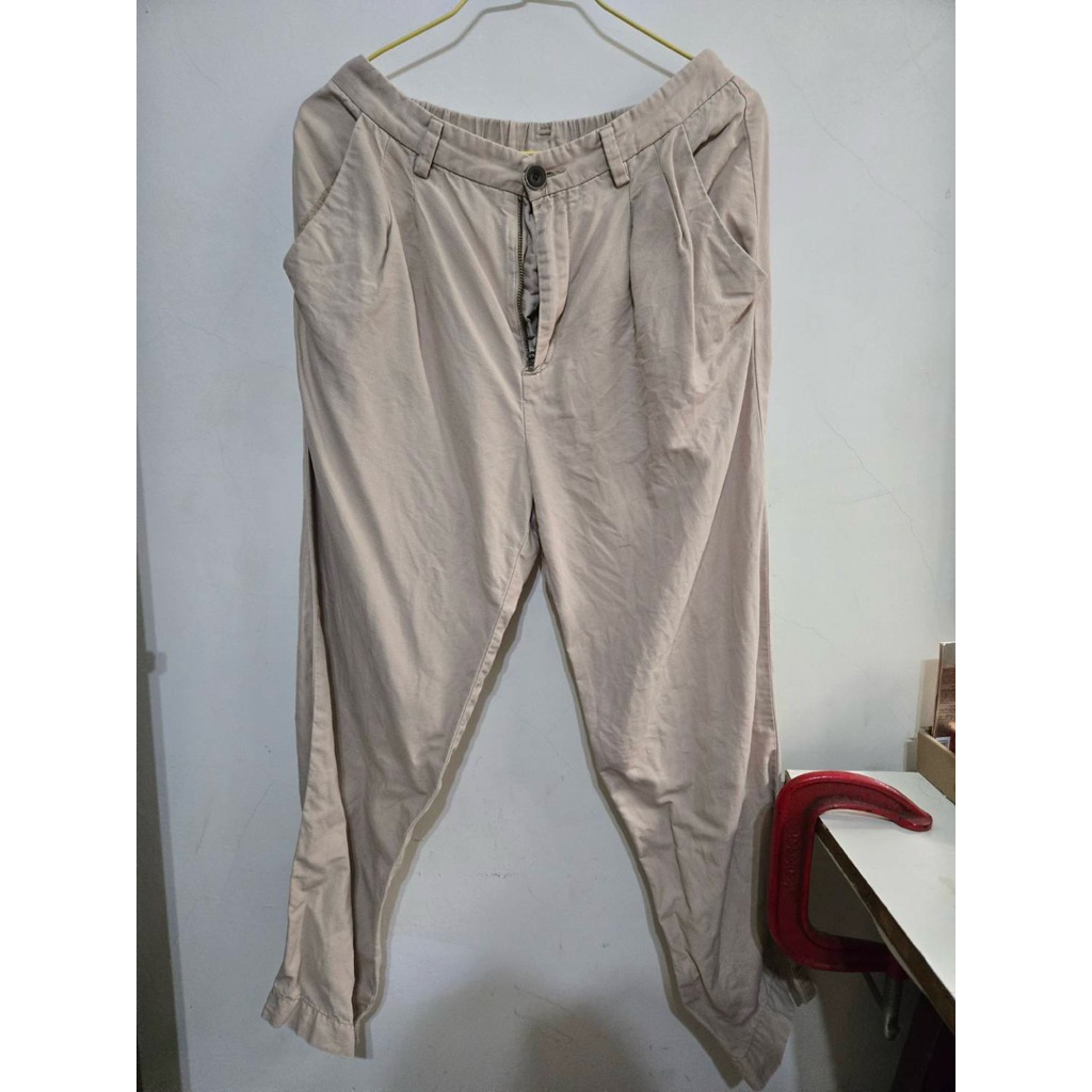 二手Uniqlo卡其米色亞麻棉質長褲