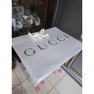 很新 GUCCI 專櫃紙袋 超大紙袋 手提袋 巴黎買大衣的紙袋 尺寸：75*57*25cm