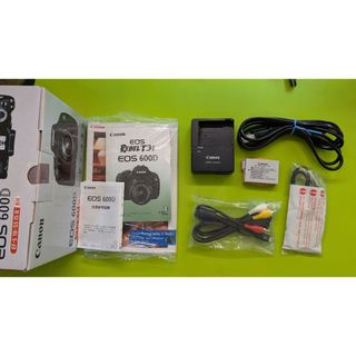 CANON EOS 600D 數位單眼相機 (公司貨) 含 CANON EF-S 18-55mm 二手