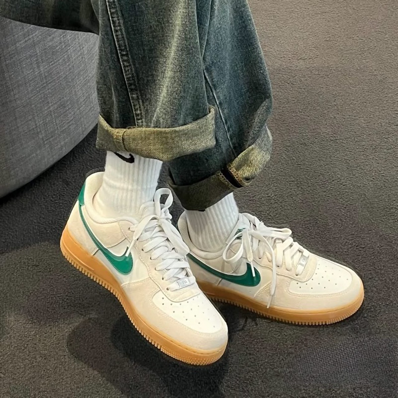 NIKE AIR FORCE 1 07 LV8 米白綠 焦糖 Q8714-001