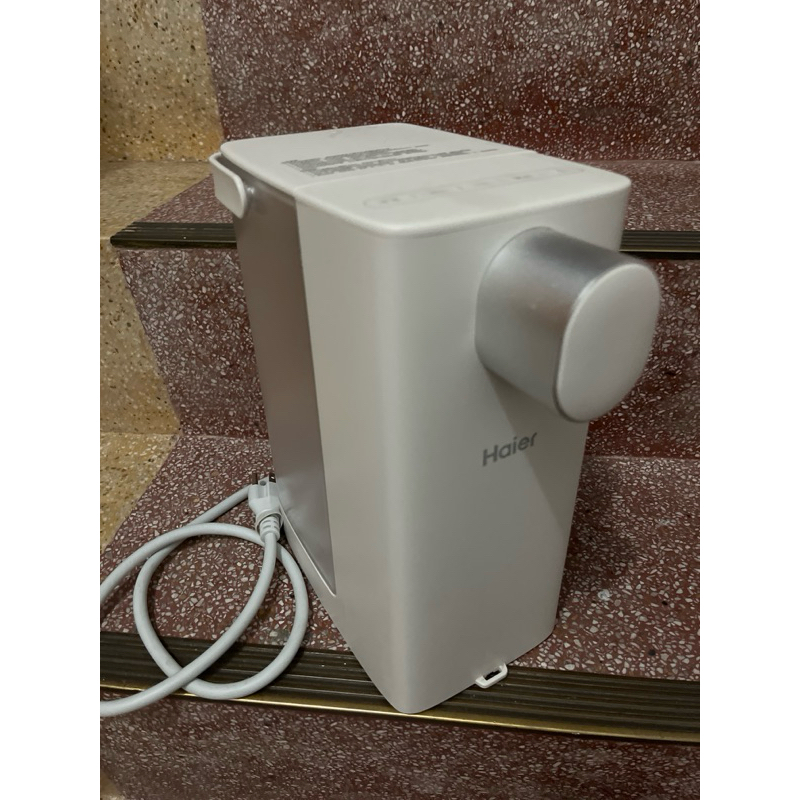 二手【Haier海爾】瞬熱式飲水機(WD301)｜小海鷗/泡奶機/免安裝/桌上型/瞬熱式/水箱分離/不鏽鋼加熱管