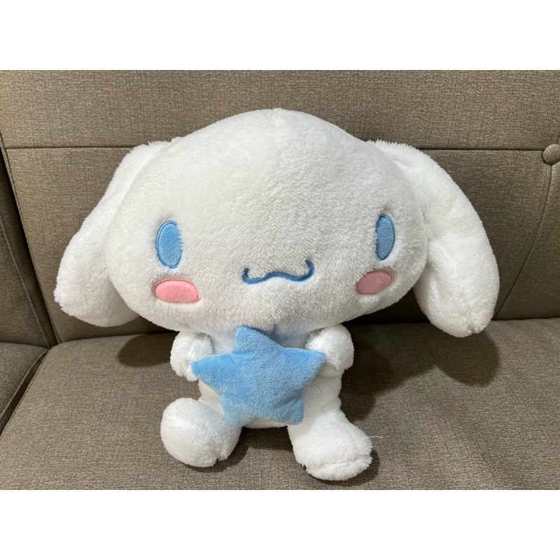 ☘️魚小舖☘️免運！全新現貨🍀三麗鷗正版授權 約30cm大耳狗娃娃 大耳狗開心鈴鐺 三麗鷗娃娃 三麗鷗玩偶 生日禮物