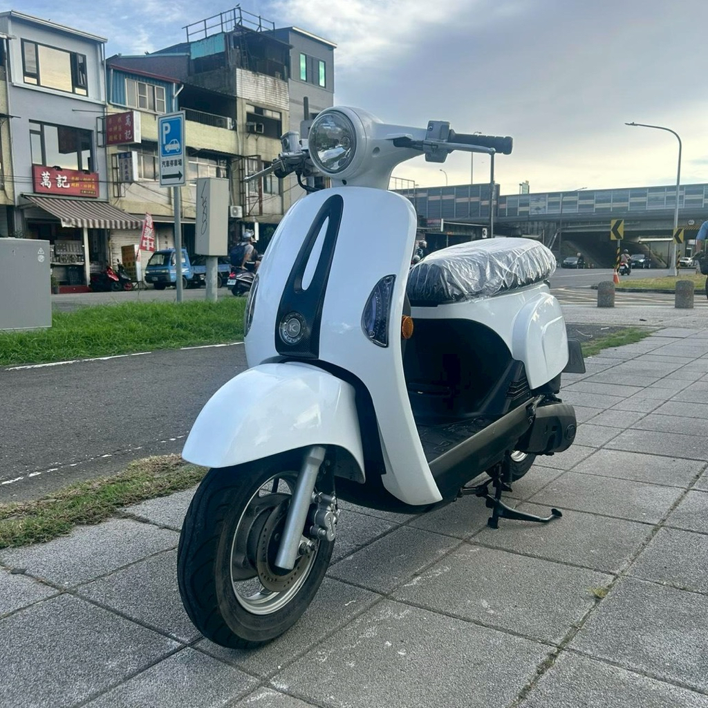 《高雄二手機車》 2016 光陽 MANY 110 #免費試乘/中古機車/二手機車/流行車款/實體門市